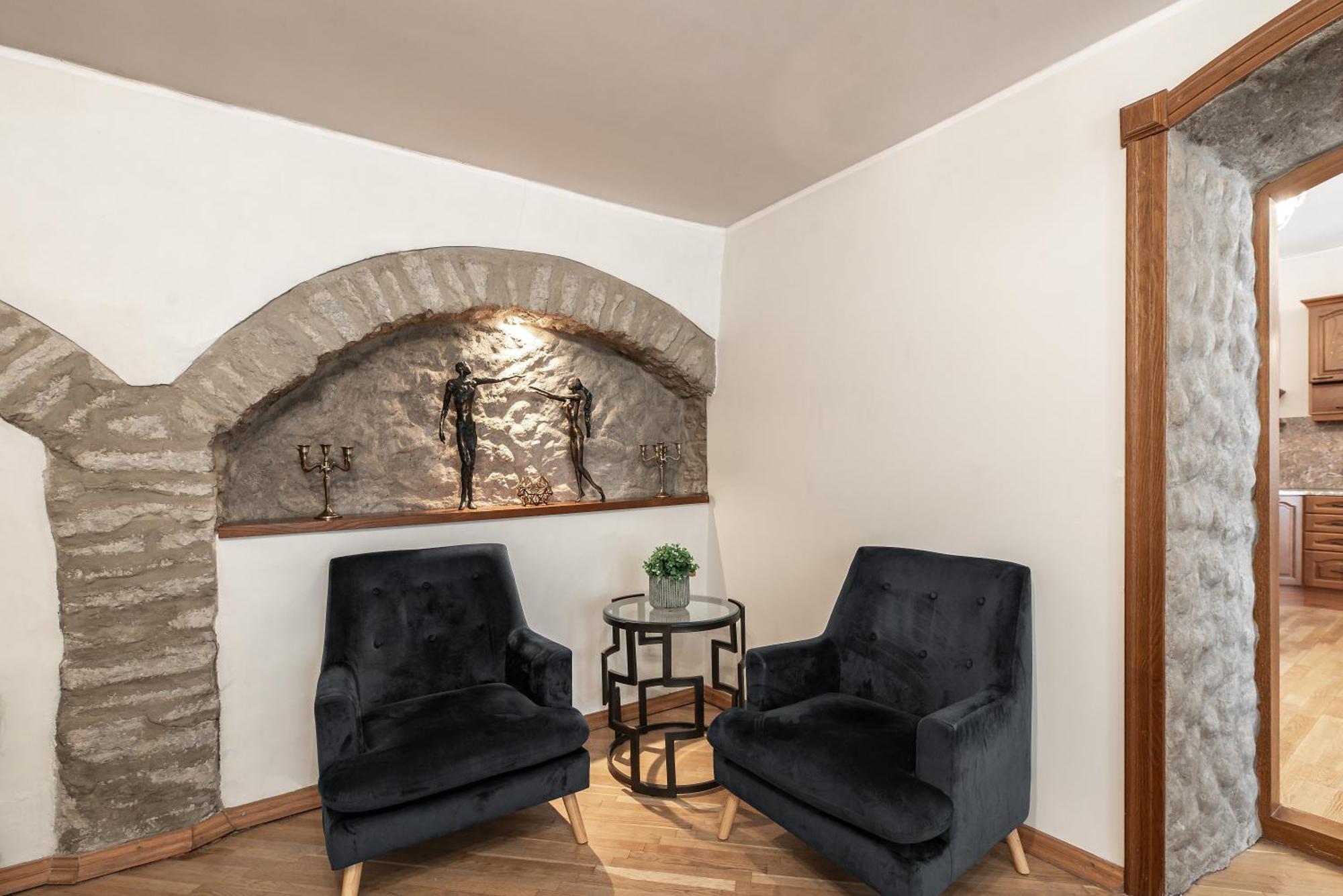 Airhome - Old Dominican Monastery Tallinn Exterior photo